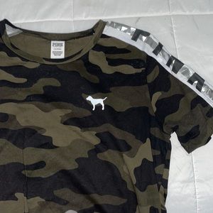 Oversized VS PINK army tshirt